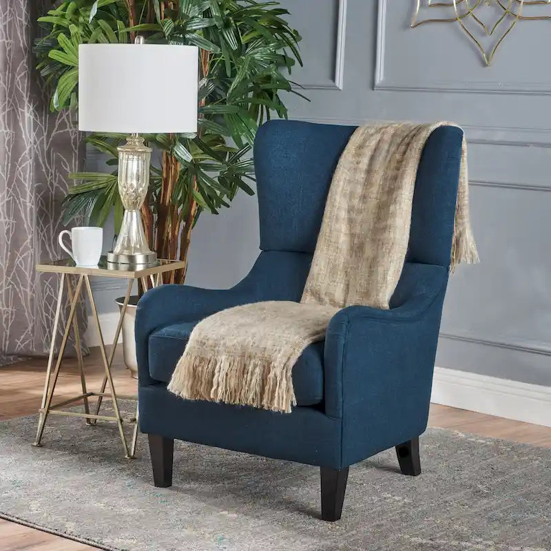 Fauteuil d'appoint à dossier haut avec revêtement tissé, assise en mousse et ressorts ensachés, pieds en bois de bouleau, bleu marine