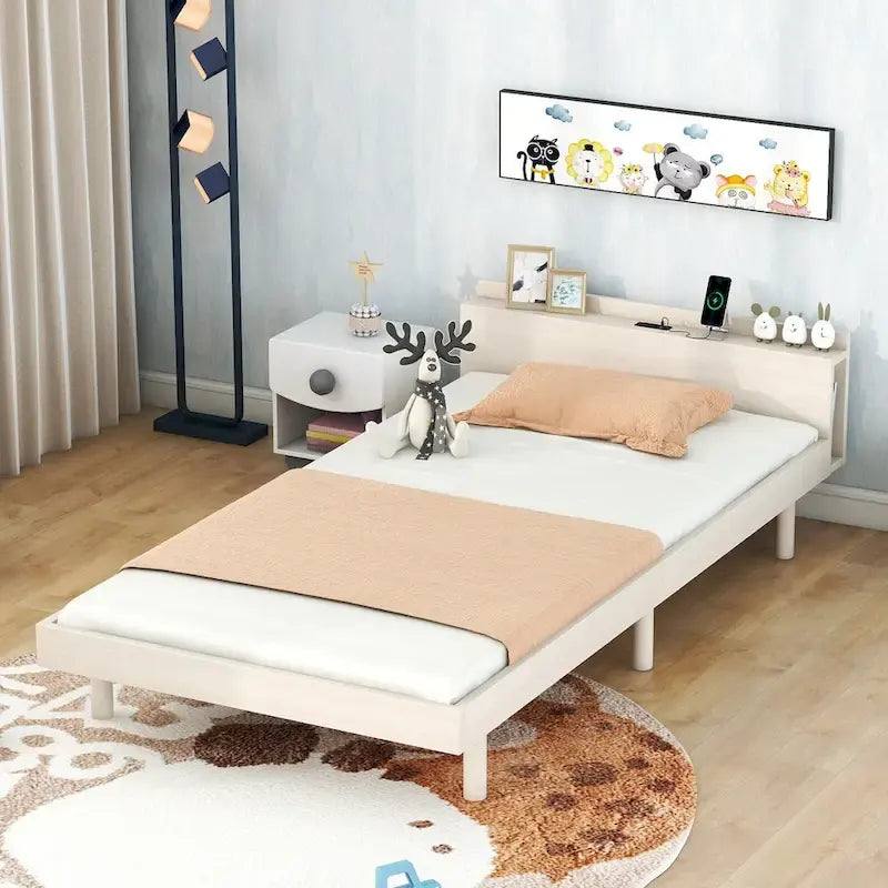 Lit jumeau avec tête de lit de rangement, étagère et port de chargement USB intégré, fini blanc délavé