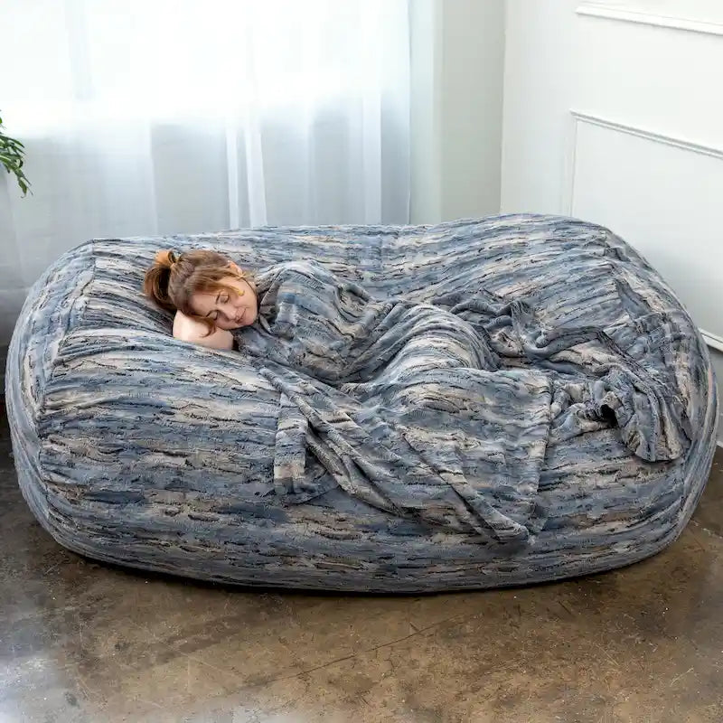 Pouf de salon géant en fausse fourrure de renard avec remplissage en mousse argenté