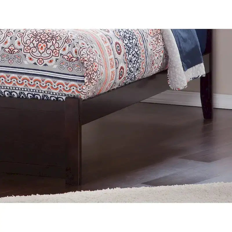 Lit plateforme King avec pied de lit à panneau, lit gigogne Twin XL et lattes en bois Noyer