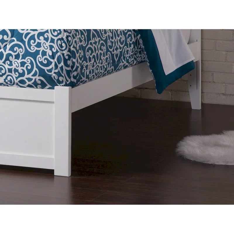 Lit plateforme King avec pied de lit à panneau, lit gigogne Twin XL et lattes en bois Noyer
