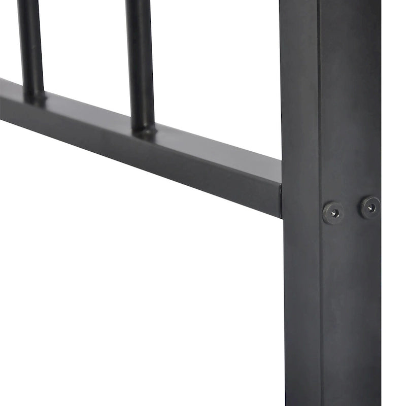 Lit plateforme en métal industriel avec tête et pied de lit à barreaux et rails en bois décoratifs noirs