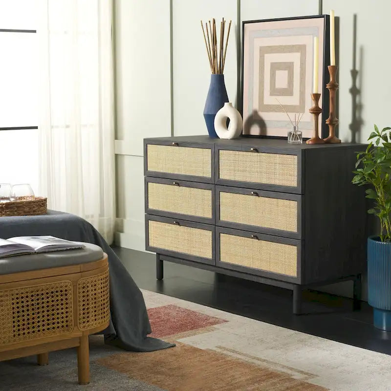 Commode à 6 tiroirs en rotin tressé avec cadre en bois et poignées dorées